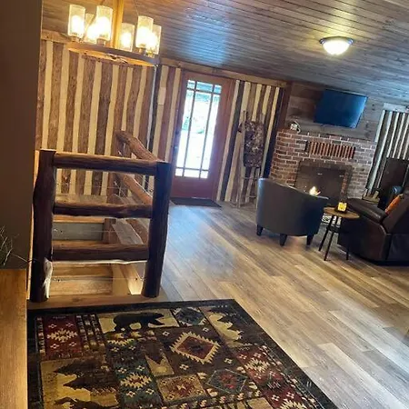 Cozy Log Cabin In Jim Thorpe Exterior photo