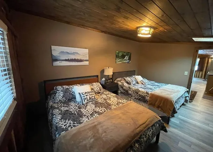 Cozy Log Cabin In Jim Thorpe