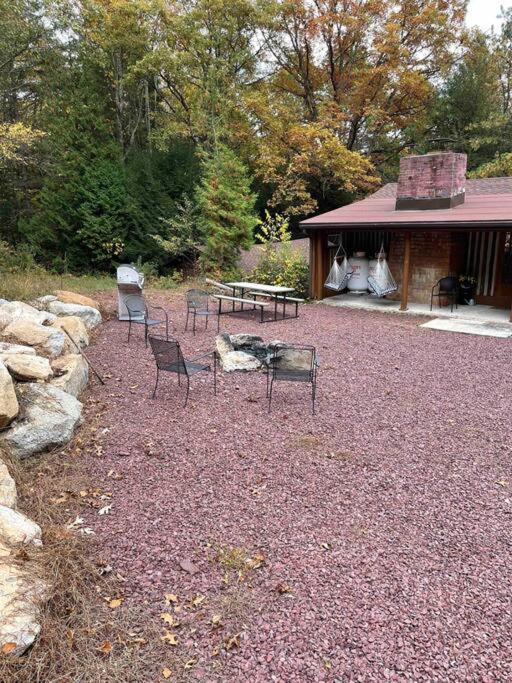 Cozy Log In Holiday home Jim Thorpe